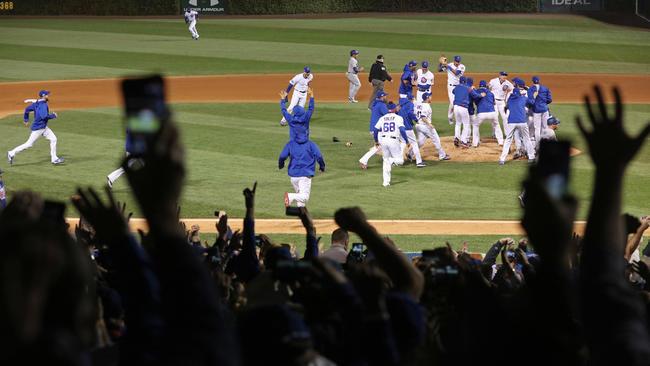 ct-cubs-dodgers-nlcs-game6-photos.jpg